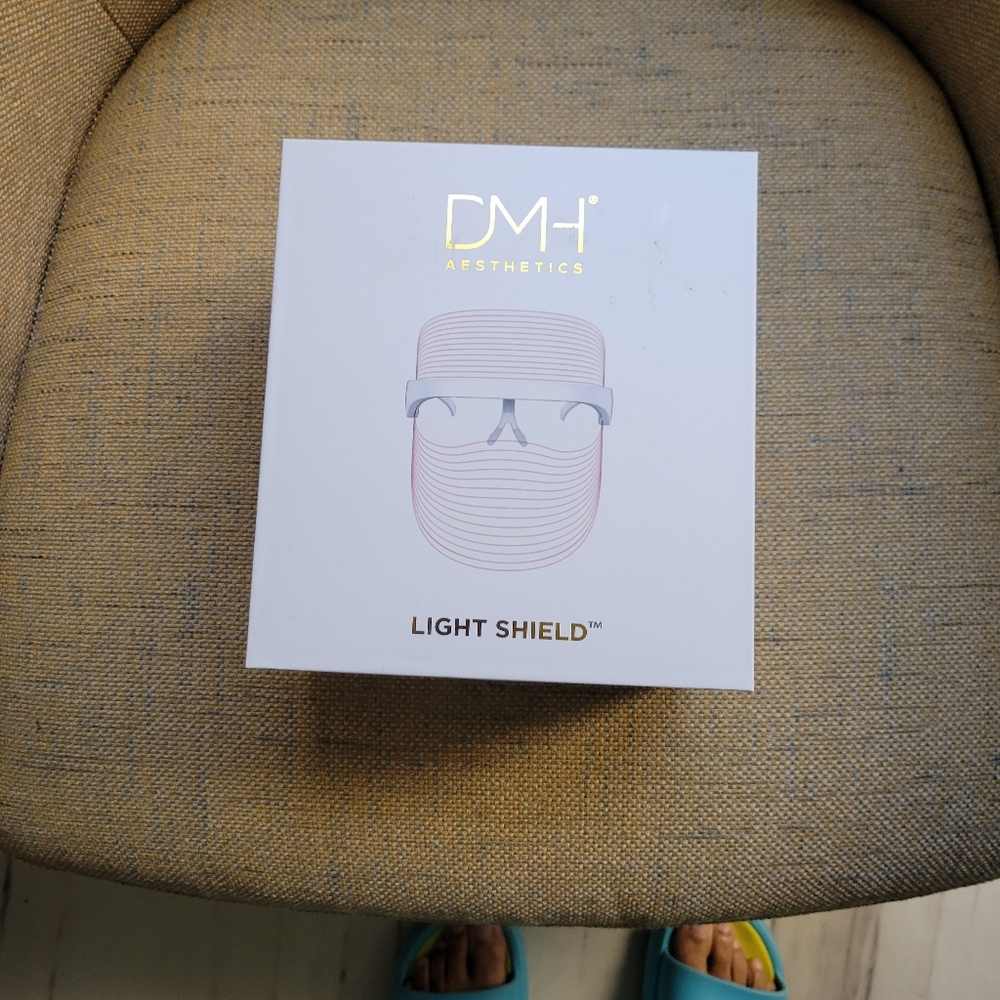 DMH Aesthetics light shield